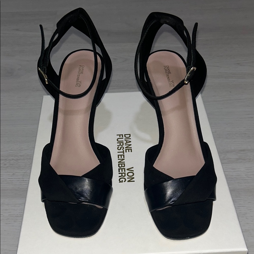 Diane Von Furstenberg Black Heels with Ankle Strap